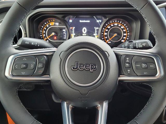 2025 Jeep Wrangler 4-Door Sahara - Photo 12