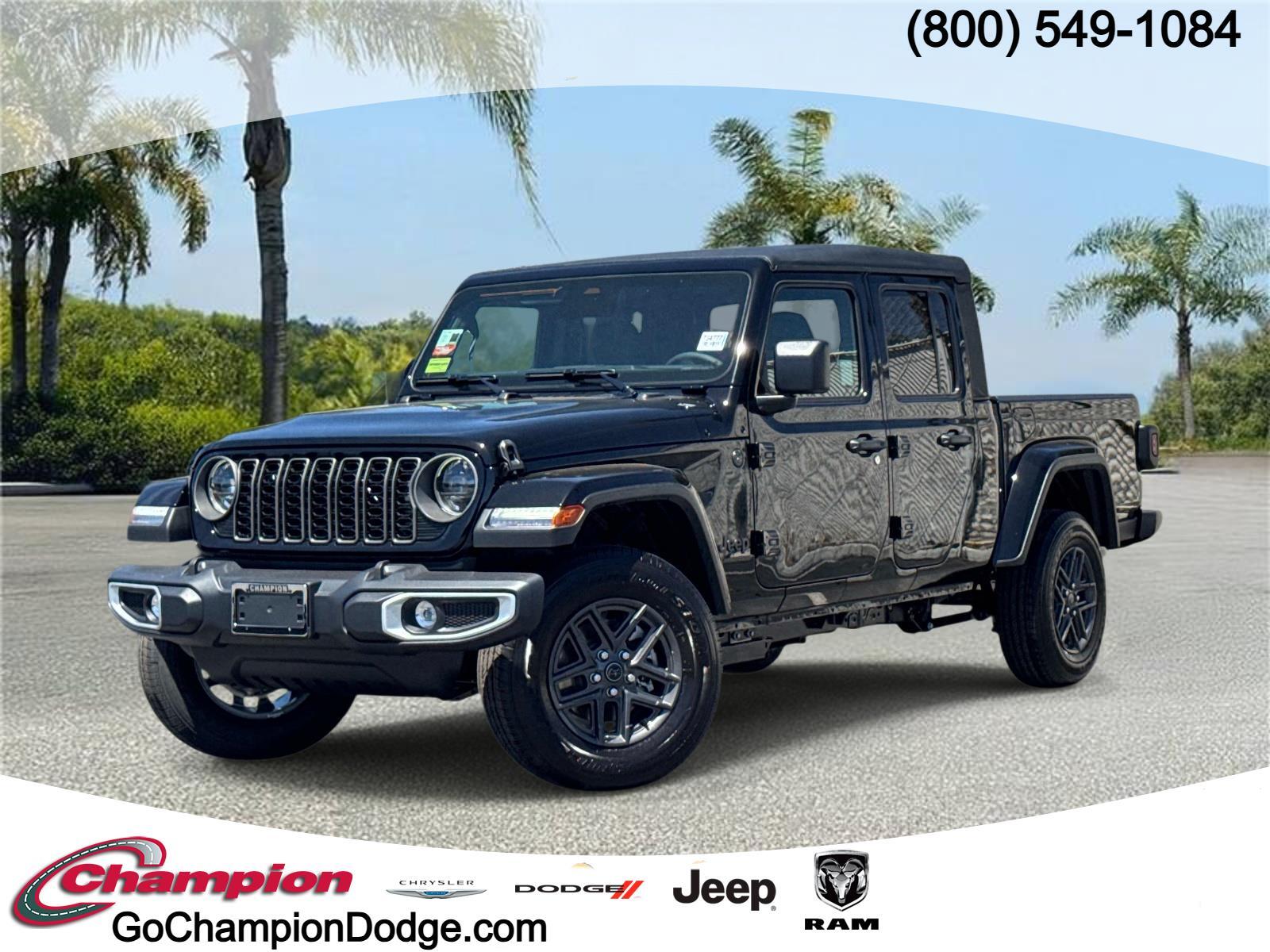 2026 Jeep Gladiator Sport S Auto's photo