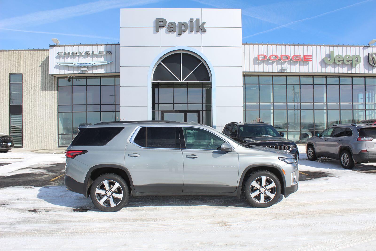 Used 2023 Chevrolet Traverse 3LT with VIN 1GNEVHKWXPJ298463 for sale in Luverne, Minnesota