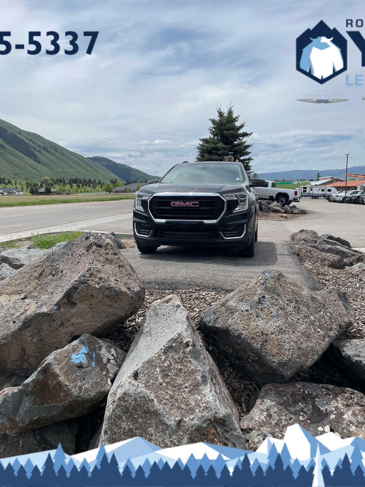 Used 2022 GMC Terrain SLE with VIN 3GKALTEV8NL129040 for sale in Jackson, WY