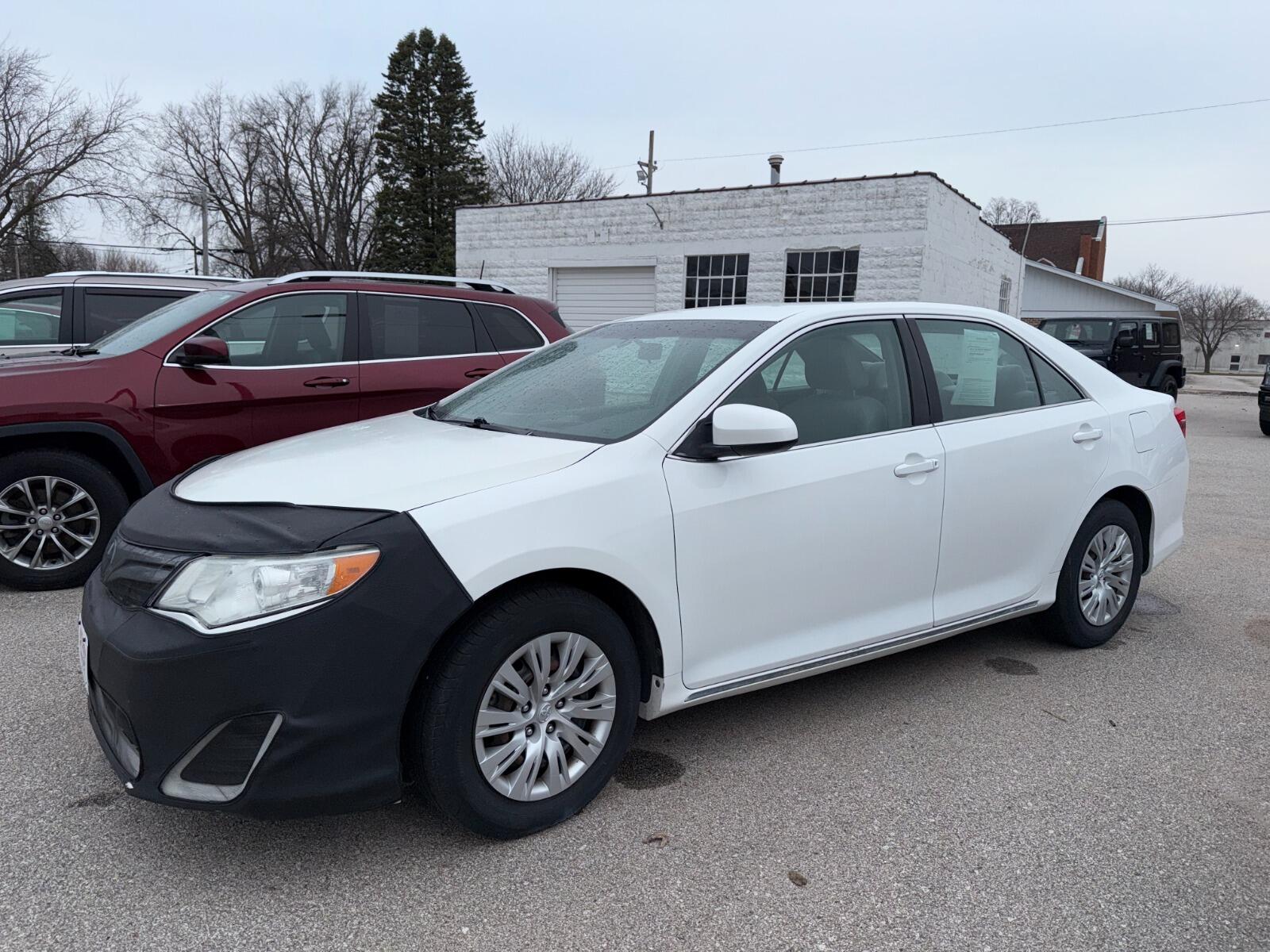 Used 2012 Toyota Camry LE with VIN 4T1BF1FK1CU515586 for sale in Rockwell City, IA