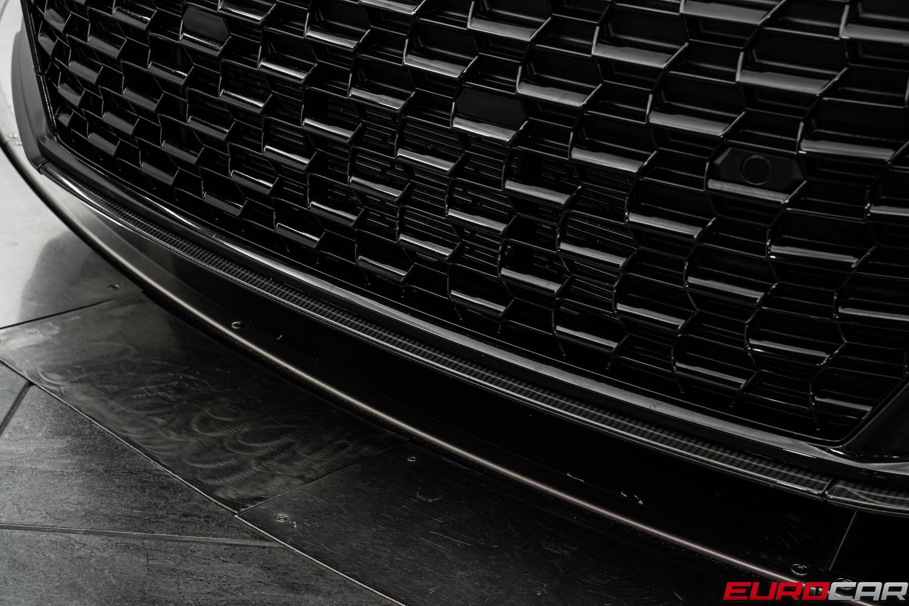 2023 Audi R8 Spyder V10 Performance quattro *HUGE CARBON OPTIONS*Image 15