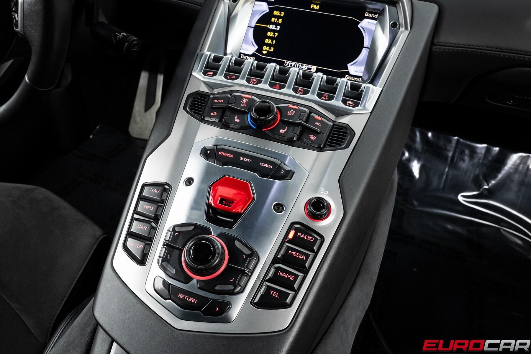 2015 Lamborghini Aventador *FRONT AXLE LIFT * IMMACULATE CONDITION*Image 29