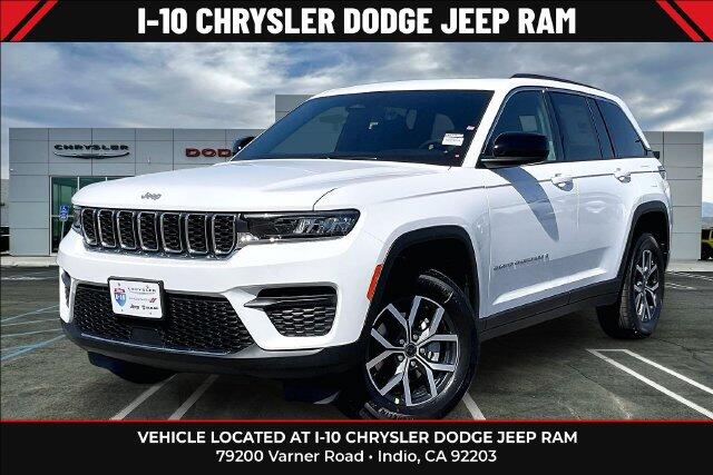 2027 Jeep Grand Cherokee Grand Cherokee Laredo X 4x4