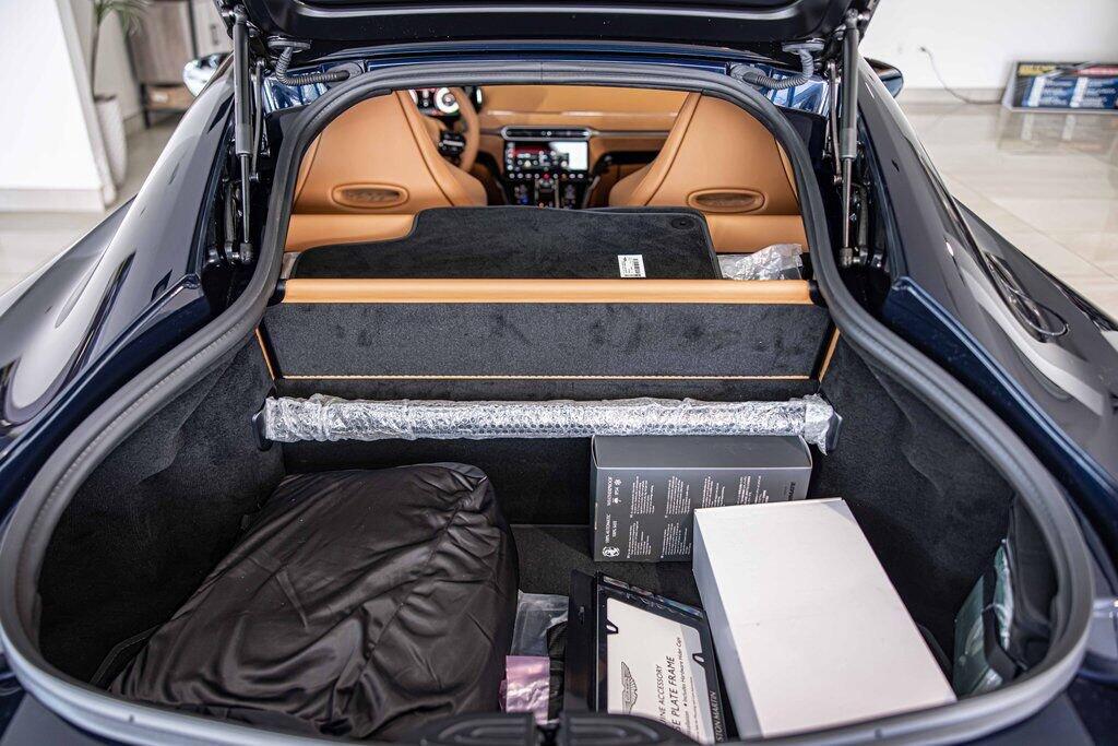 2026 Aston Martin Vantage Base - Photo 15