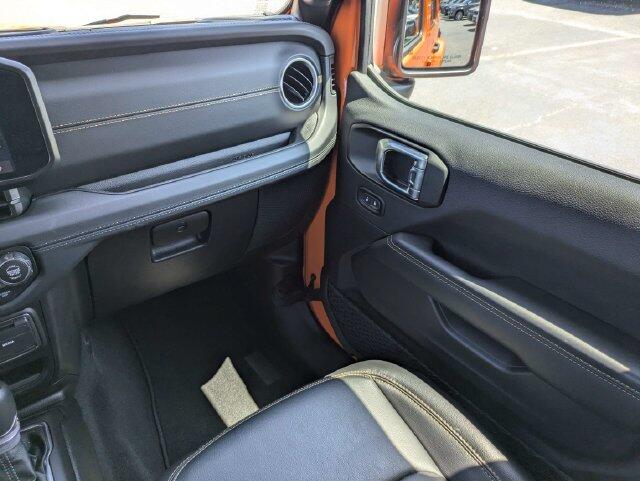 2025 Jeep Wrangler 4-Door Sahara - Photo 17