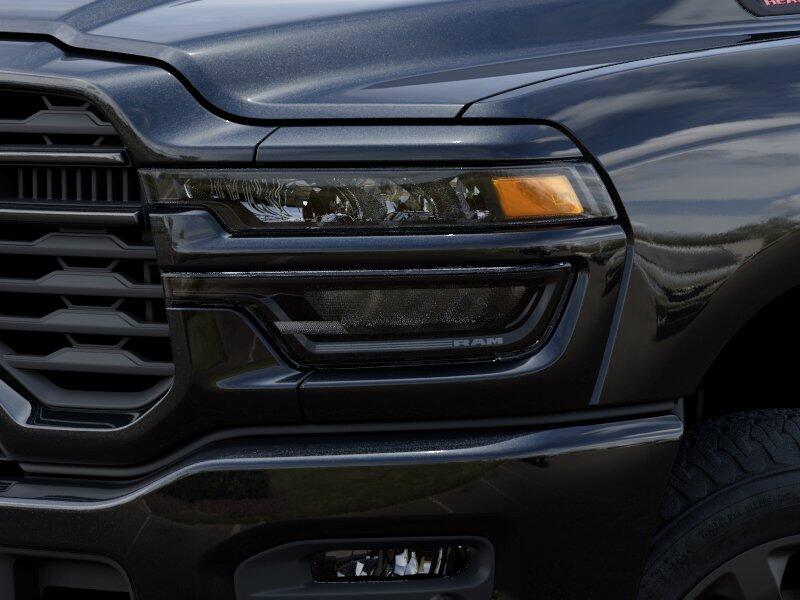 2025 RAM 3500 Big Horn - Photo 31