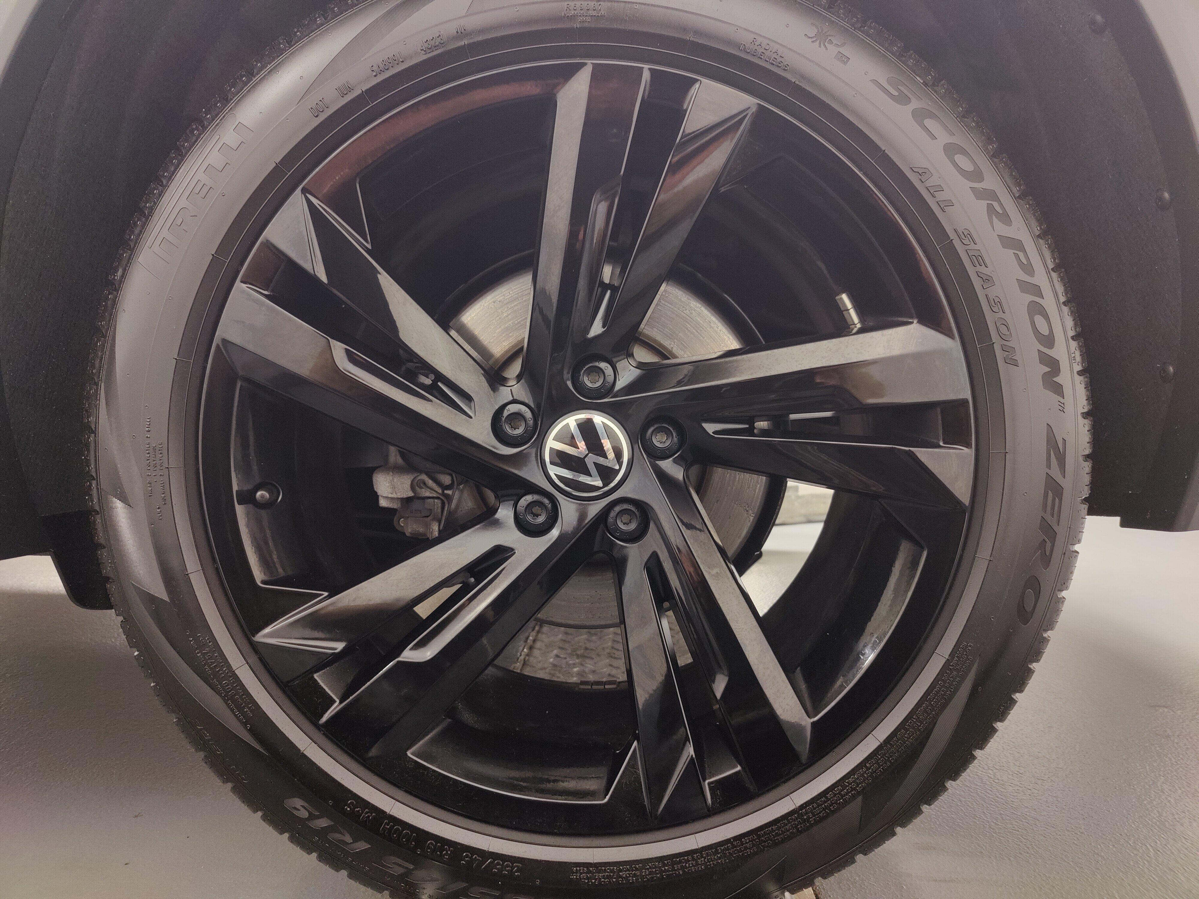 2024 Volkswagen Tiguan SE R-LINE BLACK - Photo 9