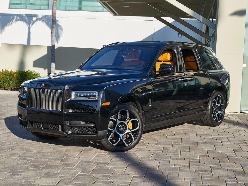2022 Rolls-Royce Cullinan Black Badge's photo