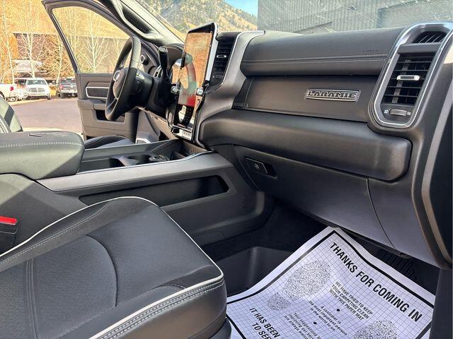 2025 RAM 3500 Laramie - Photo 30