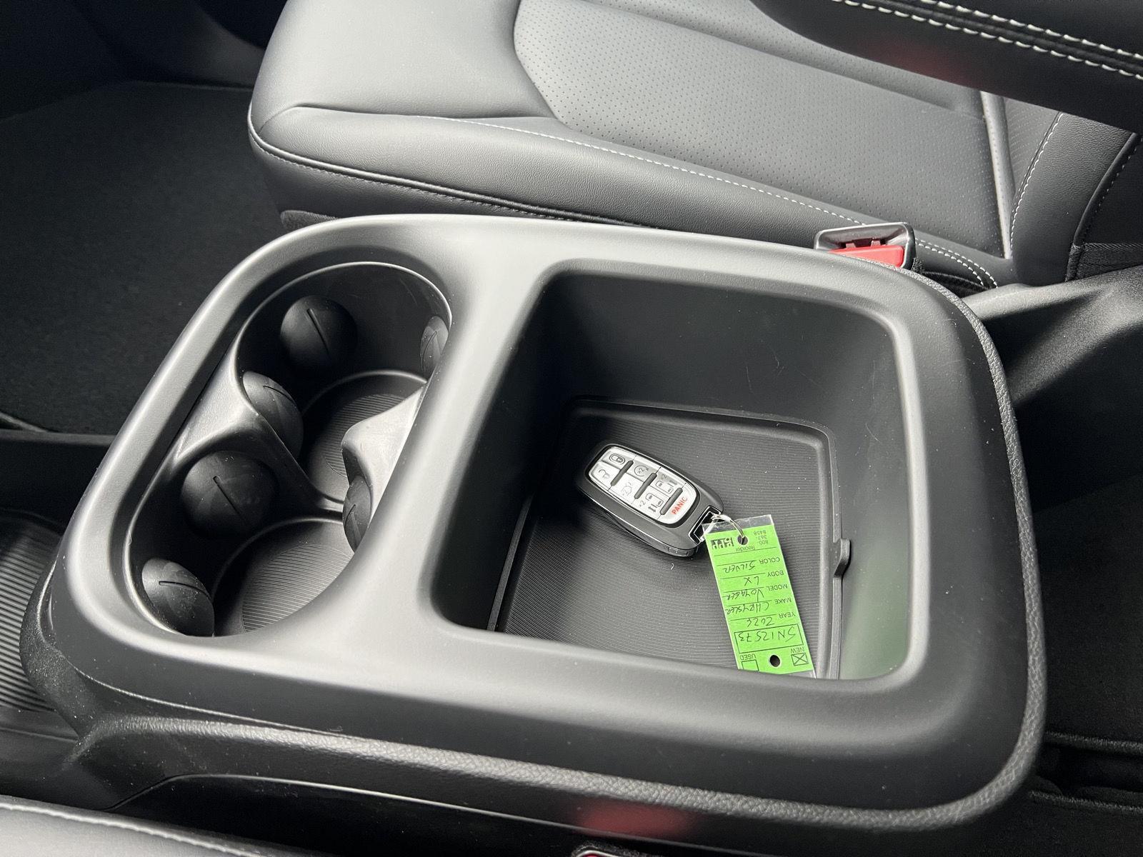 2026 Chrysler Voyager LX - Photo 30