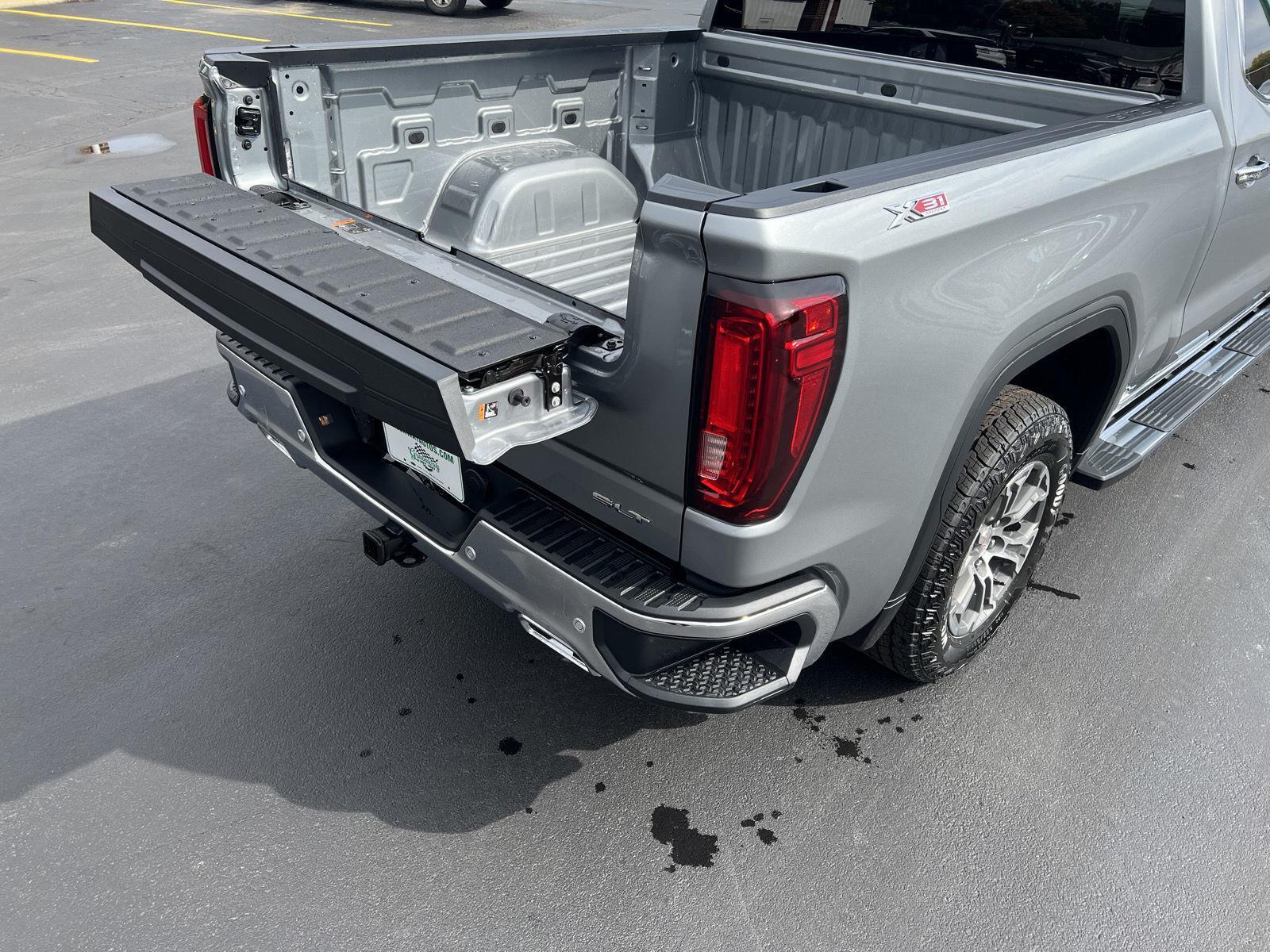 2026 GMC Sierra 1500 SLT - Photo 52