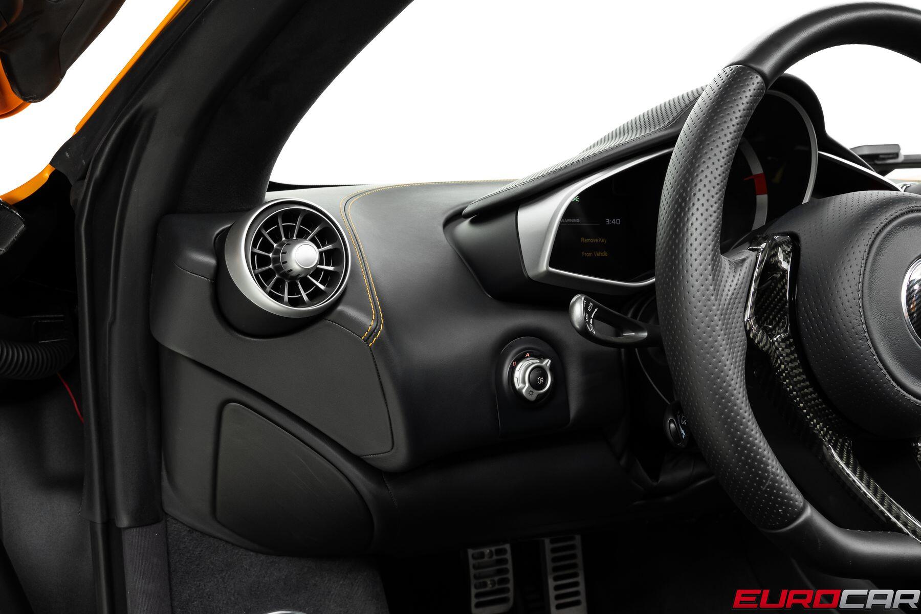 2013 McLaren MP4-12C Spider *ONLY 901 MILES * CARBON STEERING WHEEL*Image 33