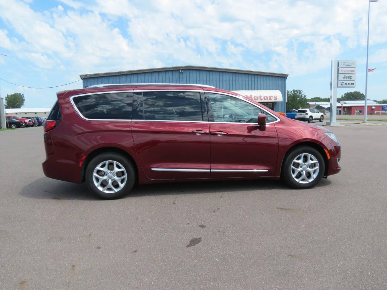 2020 Chrysler Pacifica Touring L Plus