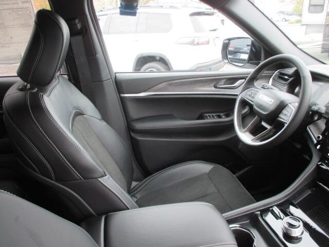 2026 Jeep Grand Cherokee Laredo - Photo 25