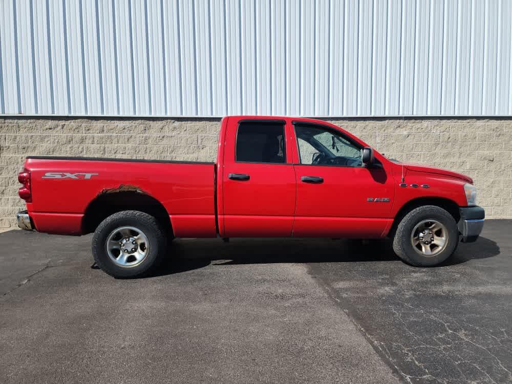 Used 2008 Dodge Ram 1500 Pickup SXT with VIN 1D7HA18N98S605999 for sale in Wilmington, OH