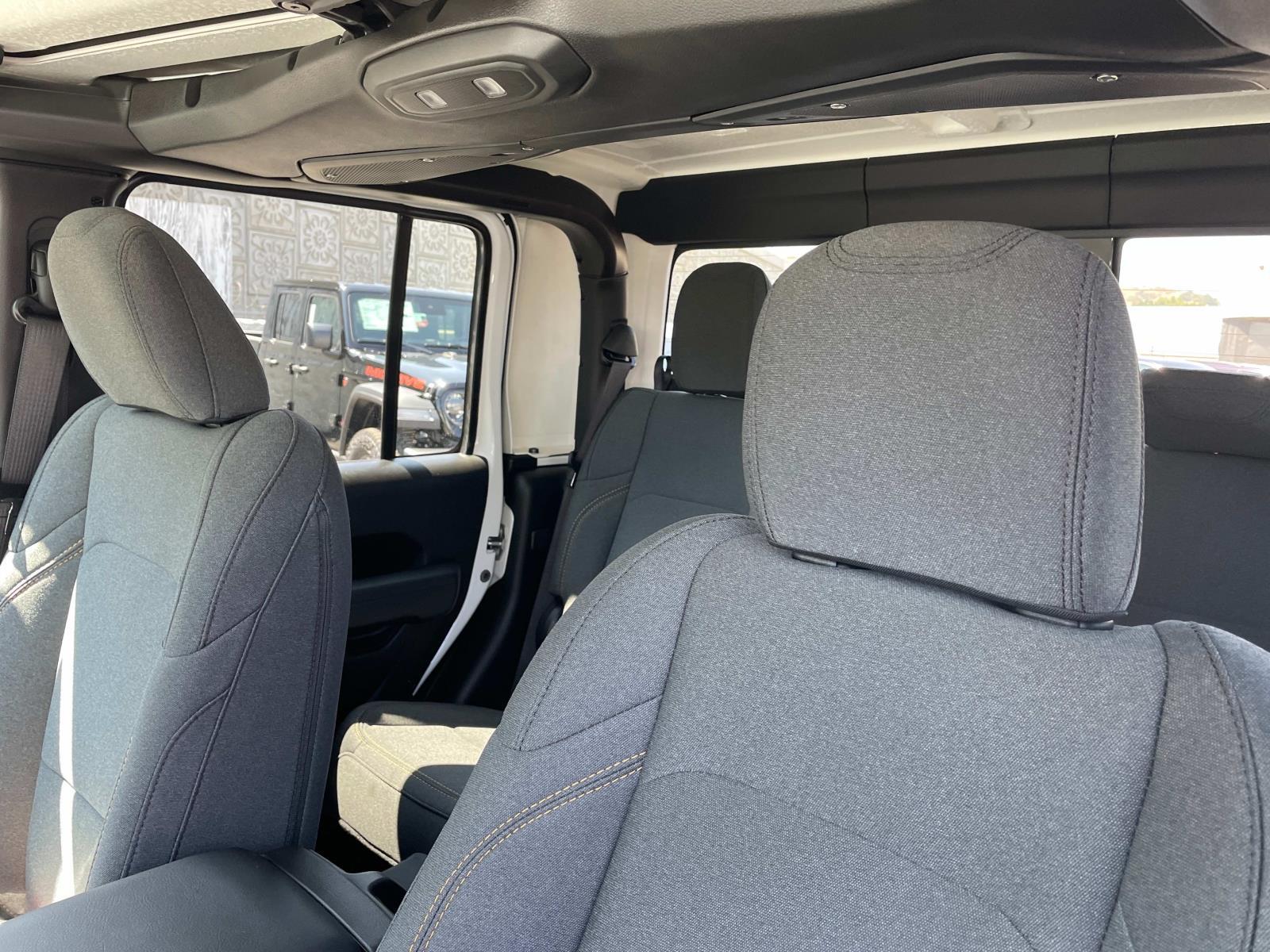 2025 Jeep Gladiator Sport S - Photo 18