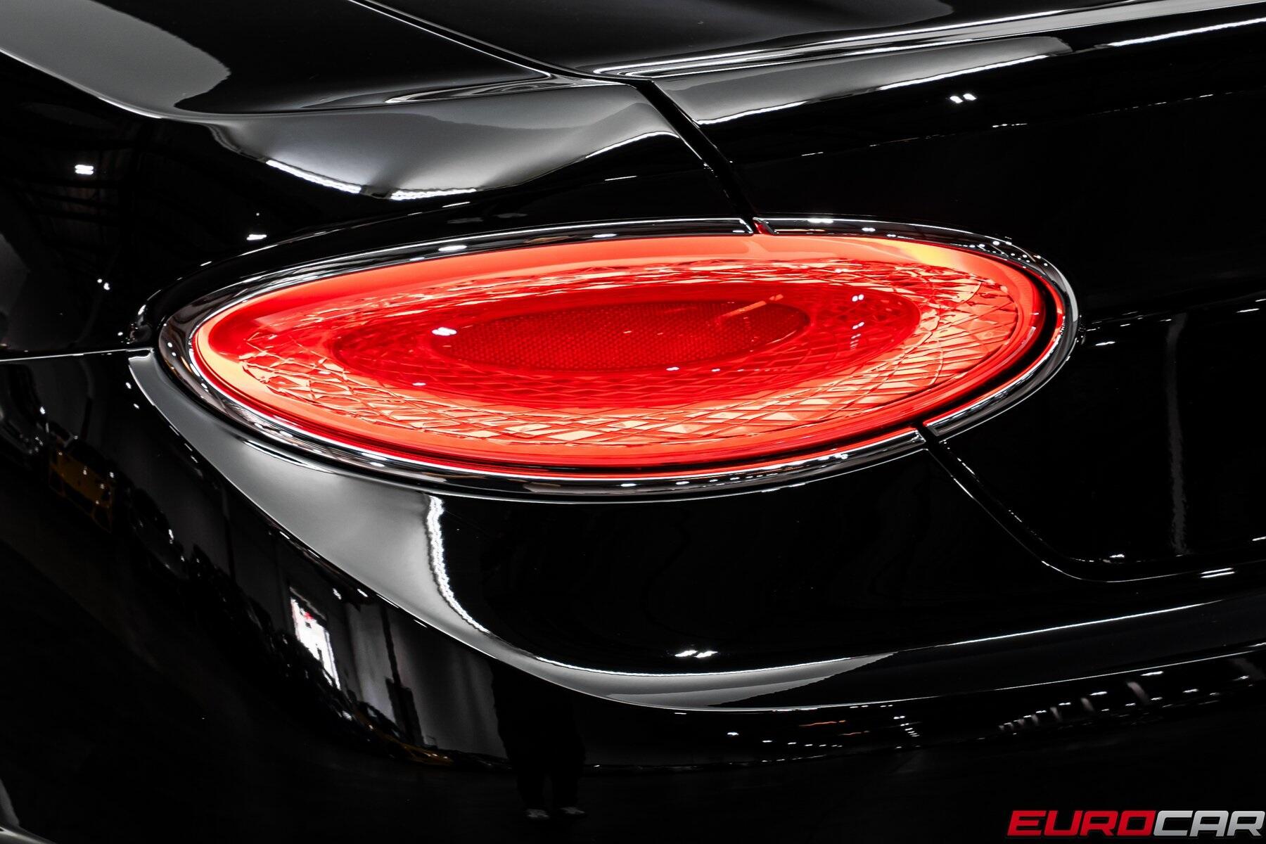 Used 2023 Bentley Continental GT V8 *FRONT SEAT COMFORT SPEC * TWO-TONE INTERIOR*Image 19