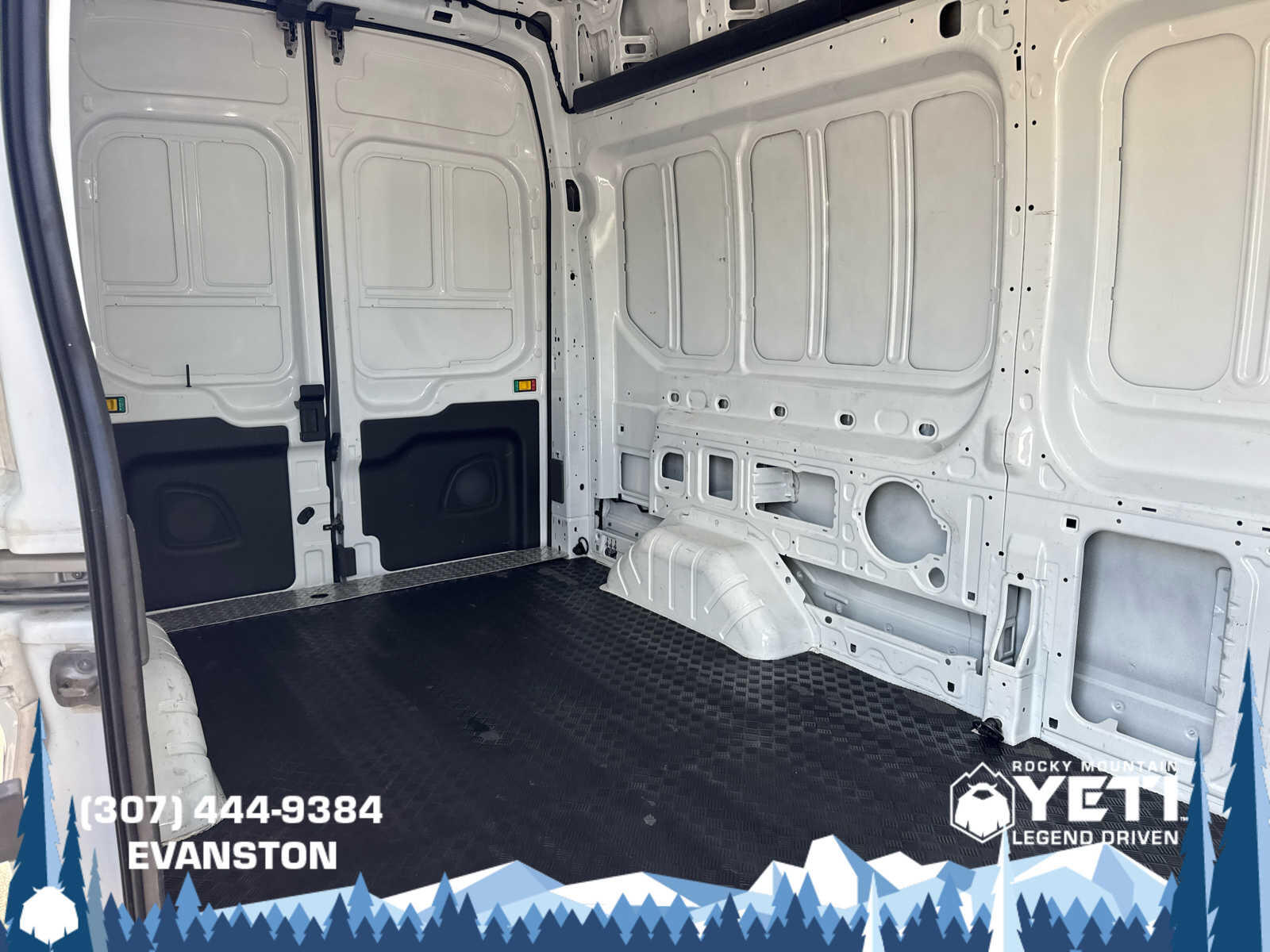 2025 Ford Transit Van Base - Photo 19
