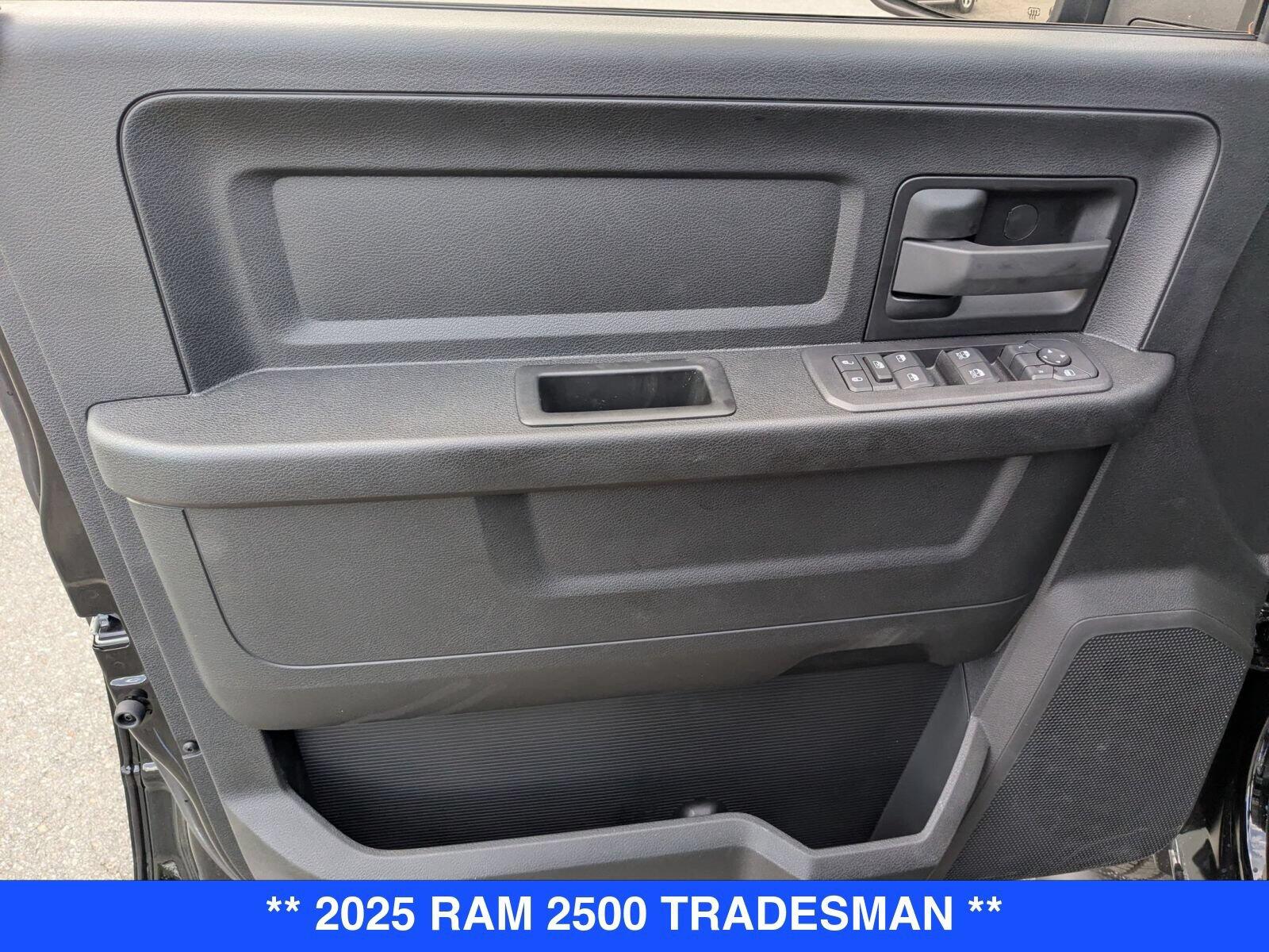 2025 RAM 2500 Tradesman - Photo 9