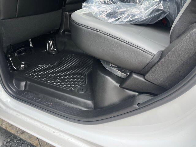 2026 RAM 2500 Tradesman - Photo 12