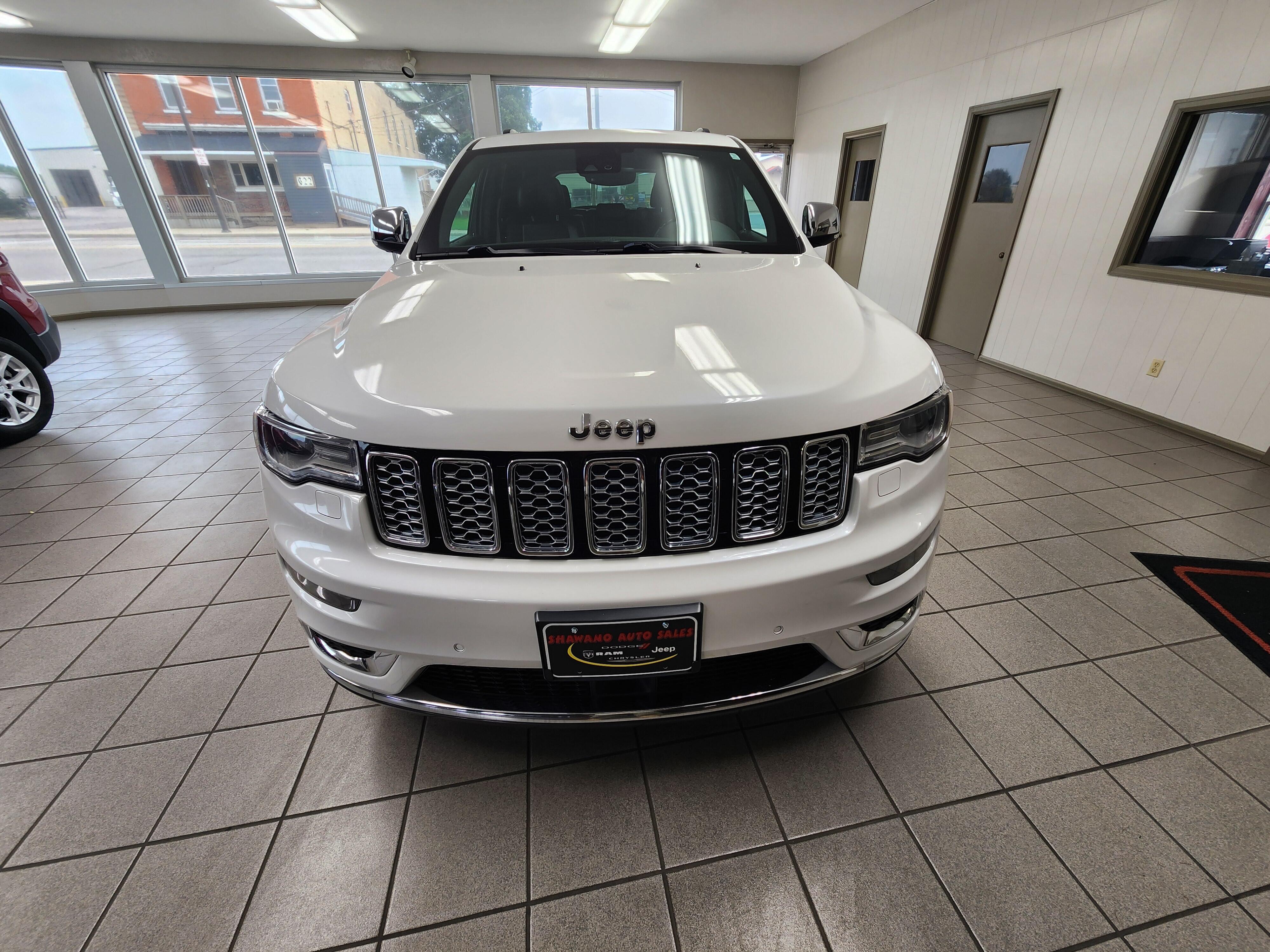 Used 2017 Jeep Grand Cherokee Summit with VIN 1C4RJFJT5HC748107 for sale in Shawano, WI