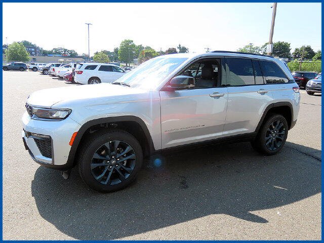 2026 Jeep Grand Cherokee Grand Cherokee 85th Anniversary Edition 4x4