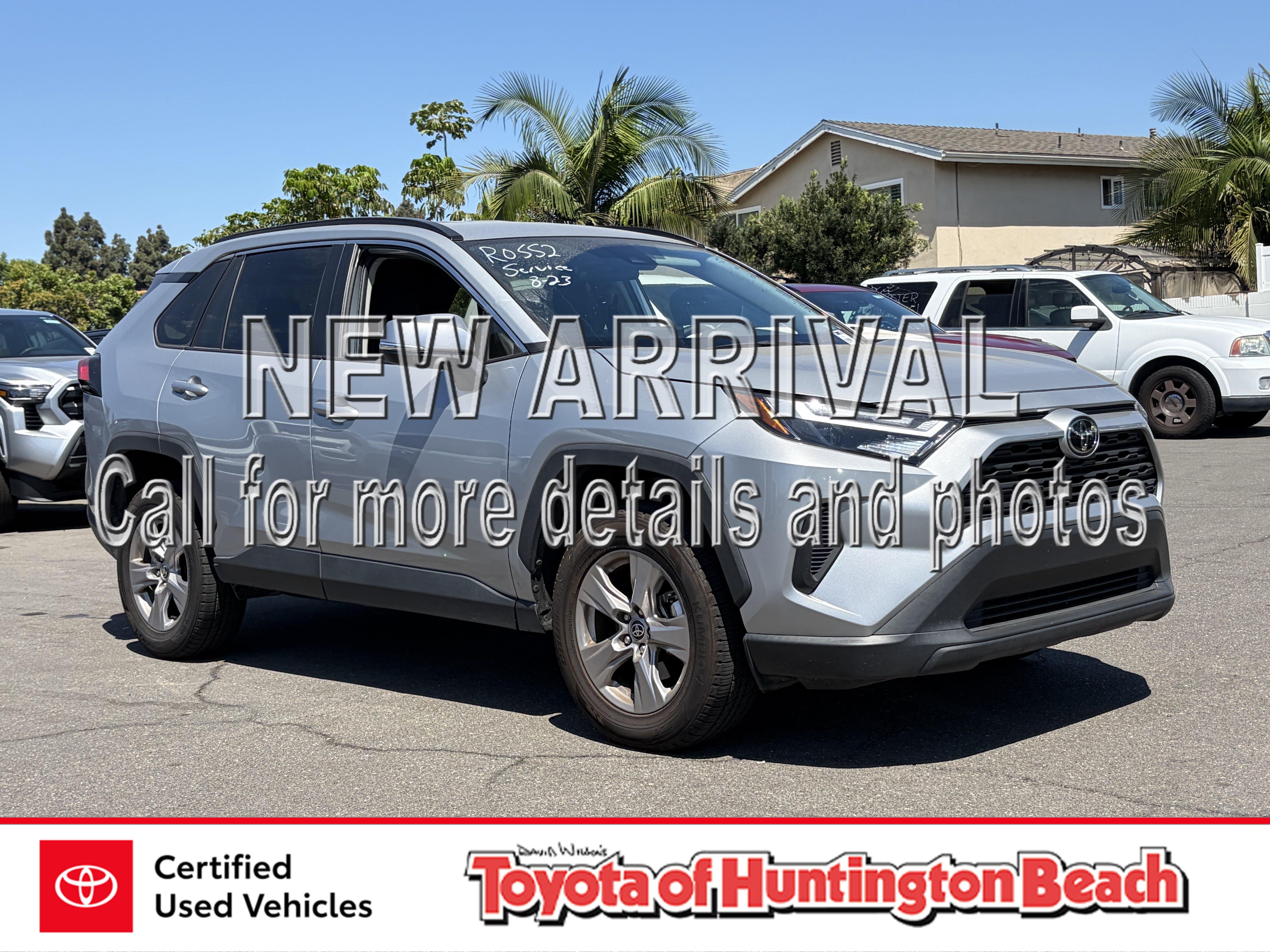 2025 Toyota RAV4 XLE