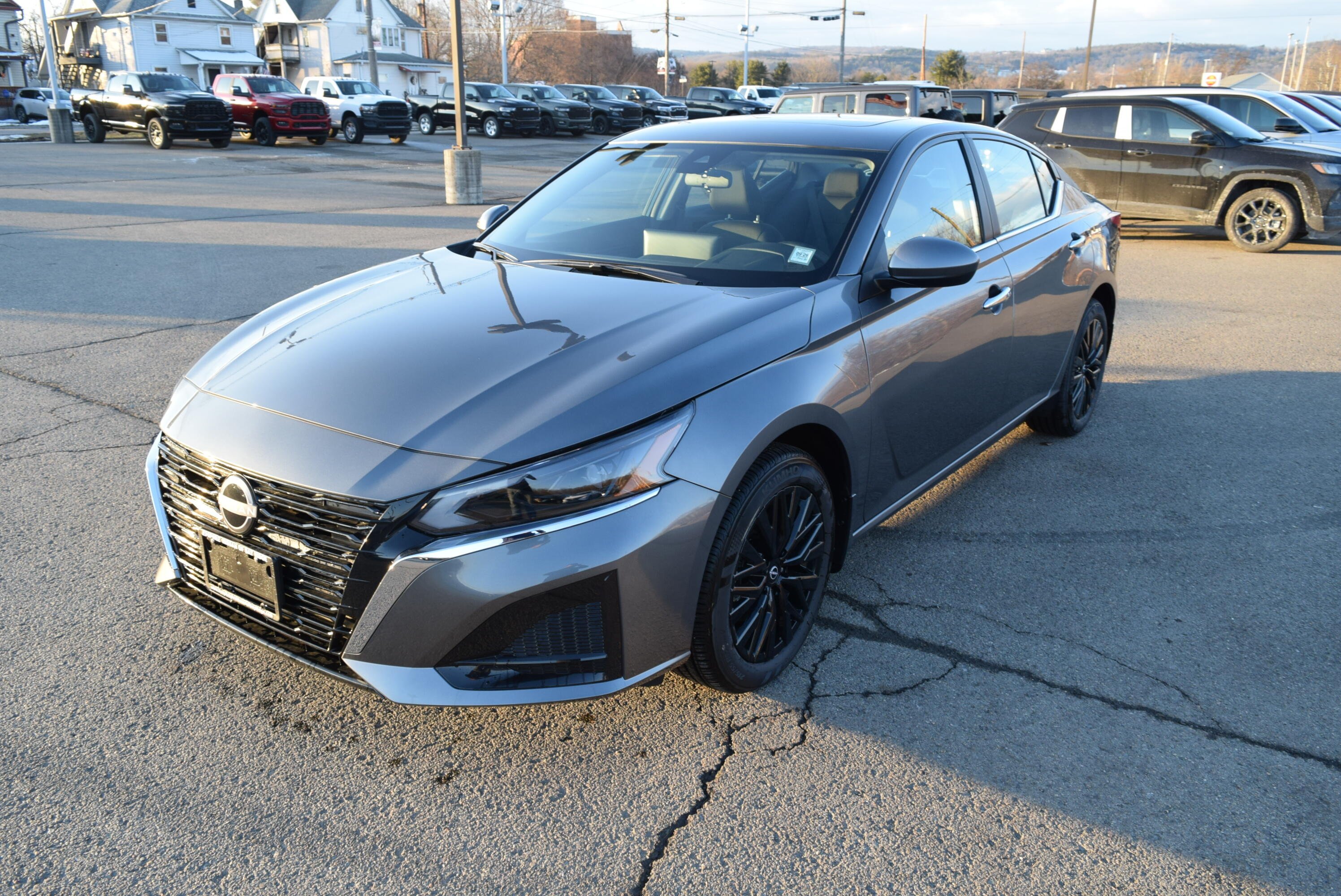 2025 Nissan Altima SV's photo