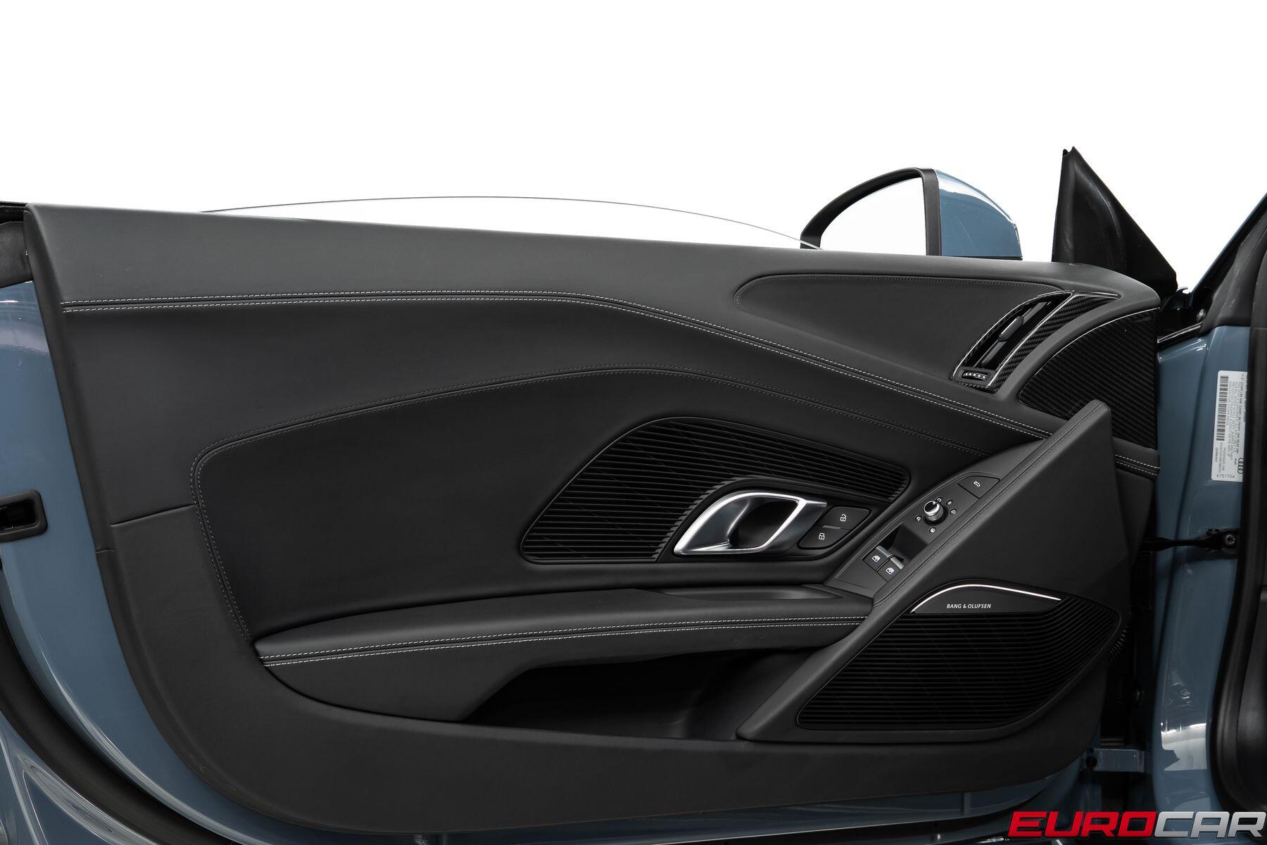 2022 Audi R8 V10 PERFORMANCE RWD * CARBON INTERIOR TRIM*Image 25