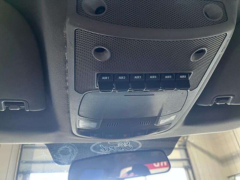 2019 Ford F-350 Super Duty Chassis Cab XL - Photo 21