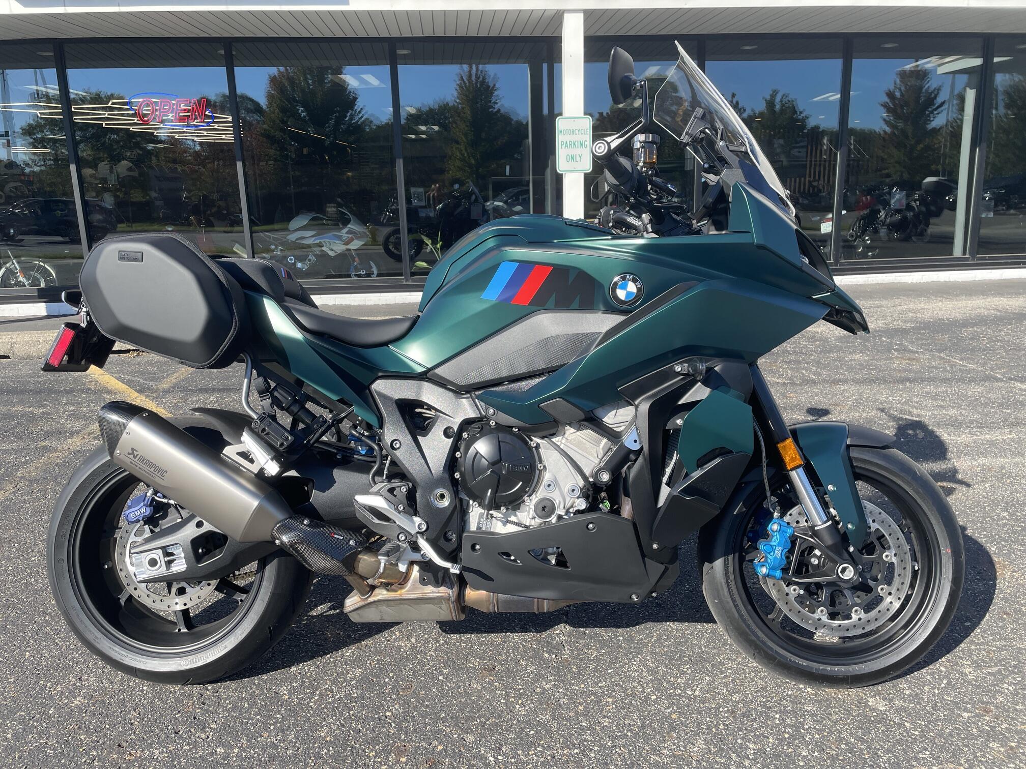 2026 BMW M 1000 XR