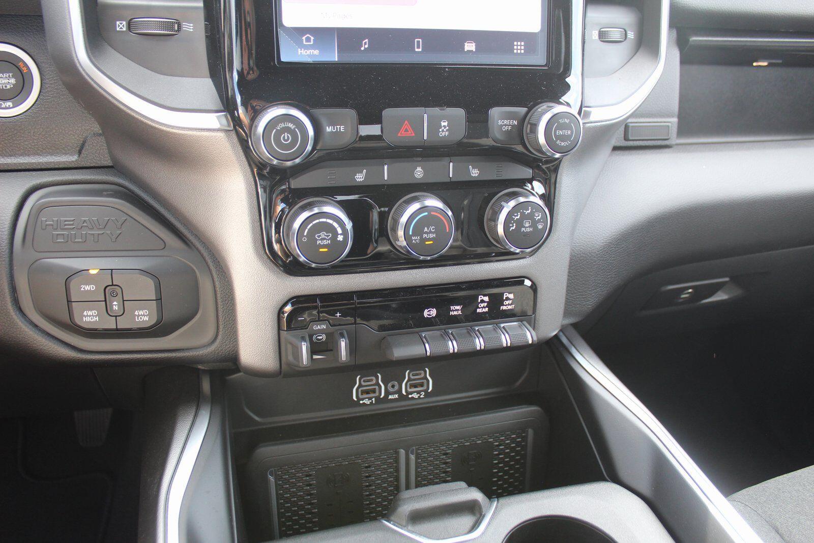 2025 RAM 2500 Big Horn - Photo 16