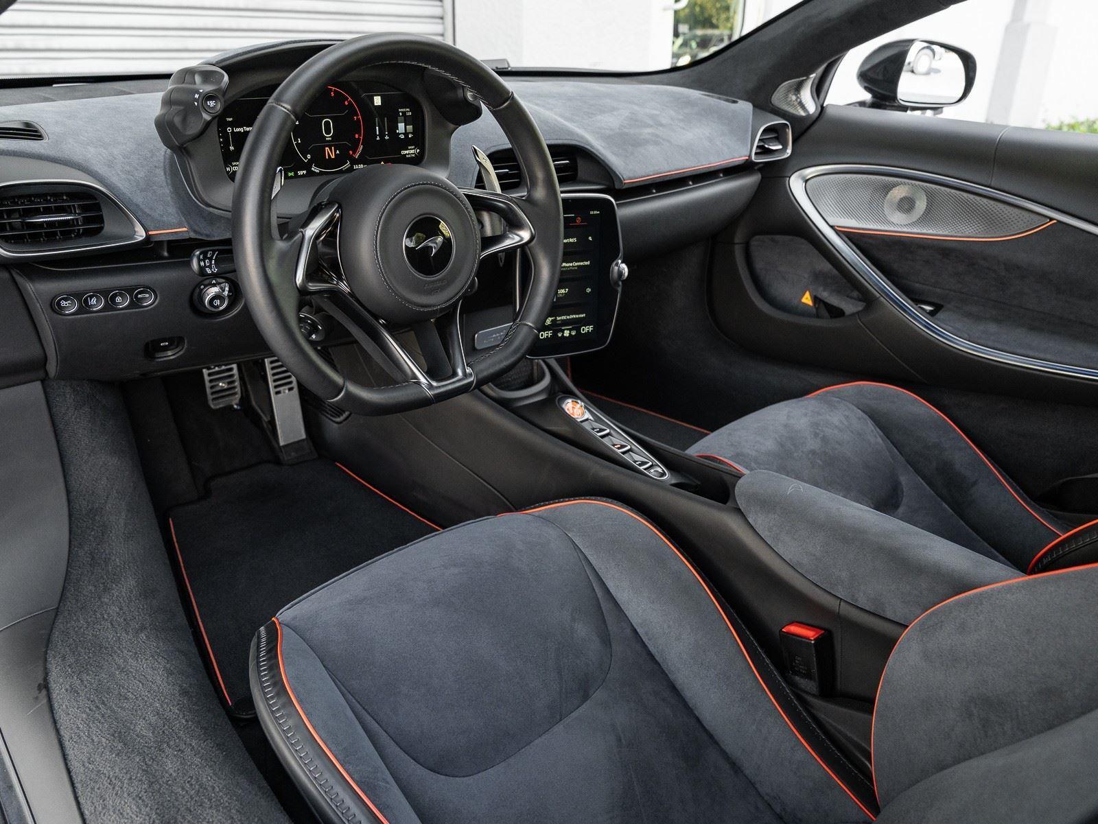 Used 2025 McLaren Artura Coupe