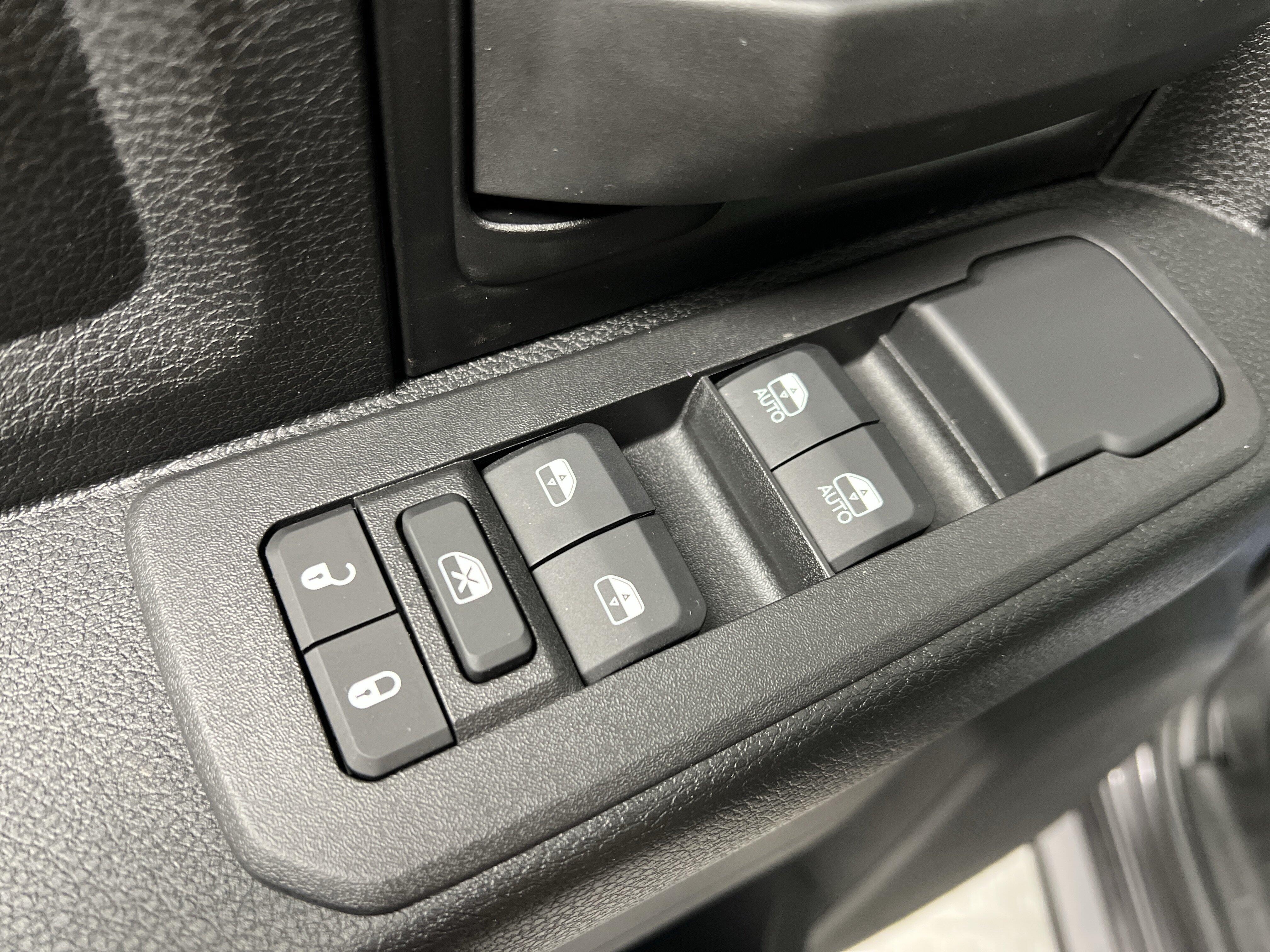 2027 RAM Ram 3500 Pickup Tradesman - Photo 16
