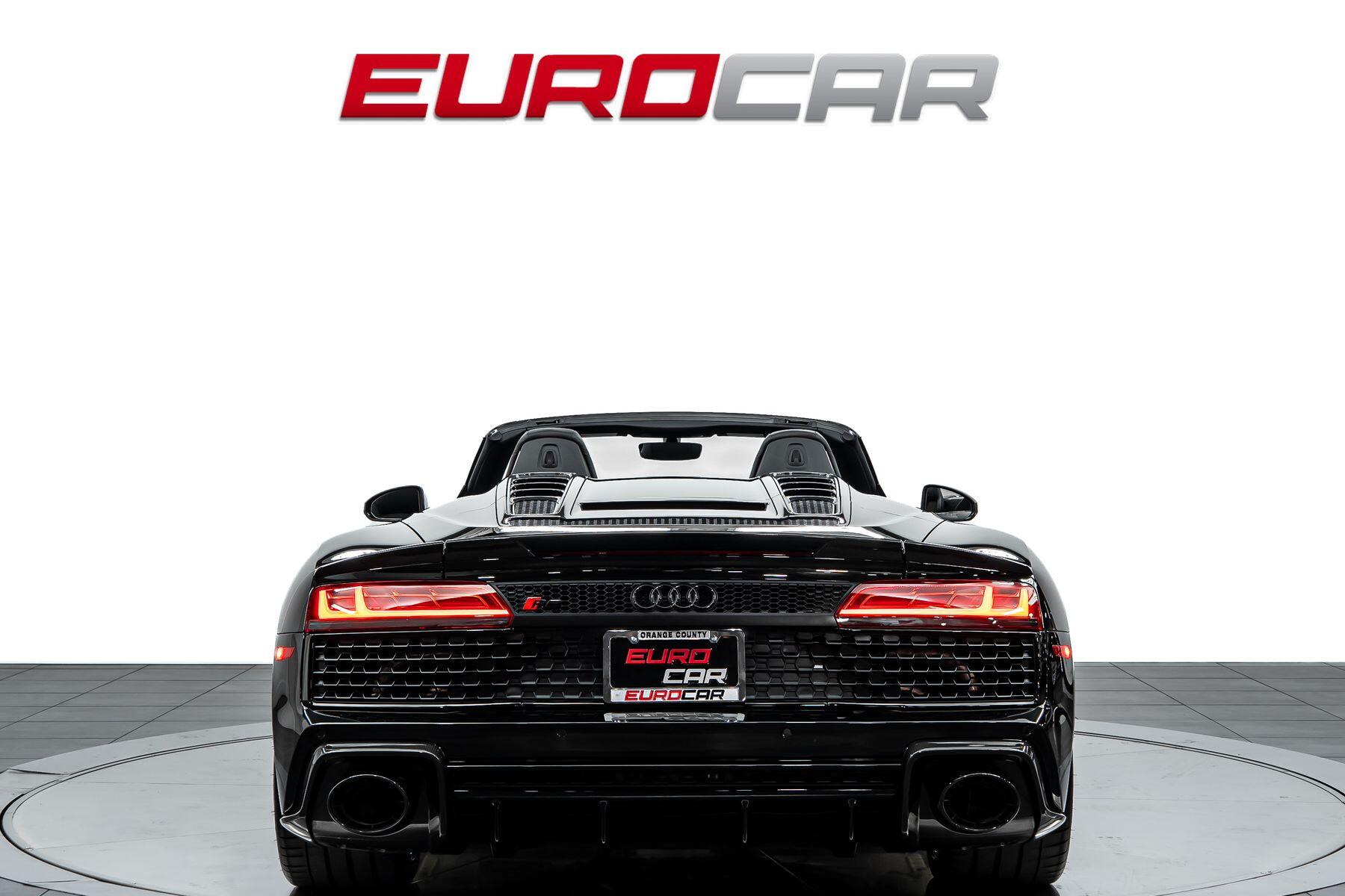 2023 Audi R8 Spyder V10 Performance quattro *HUGE CARBON OPTIONS*Image 5