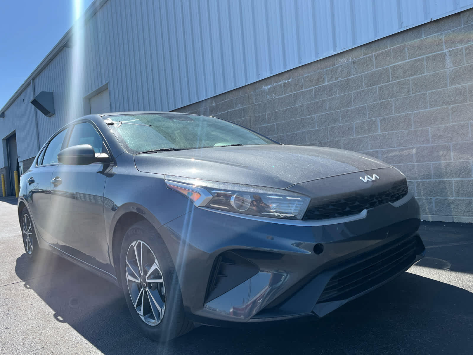 Used 2023 Kia Forte LXS with VIN 3KPF24AD1PE607572 for sale in Wilmington, OH