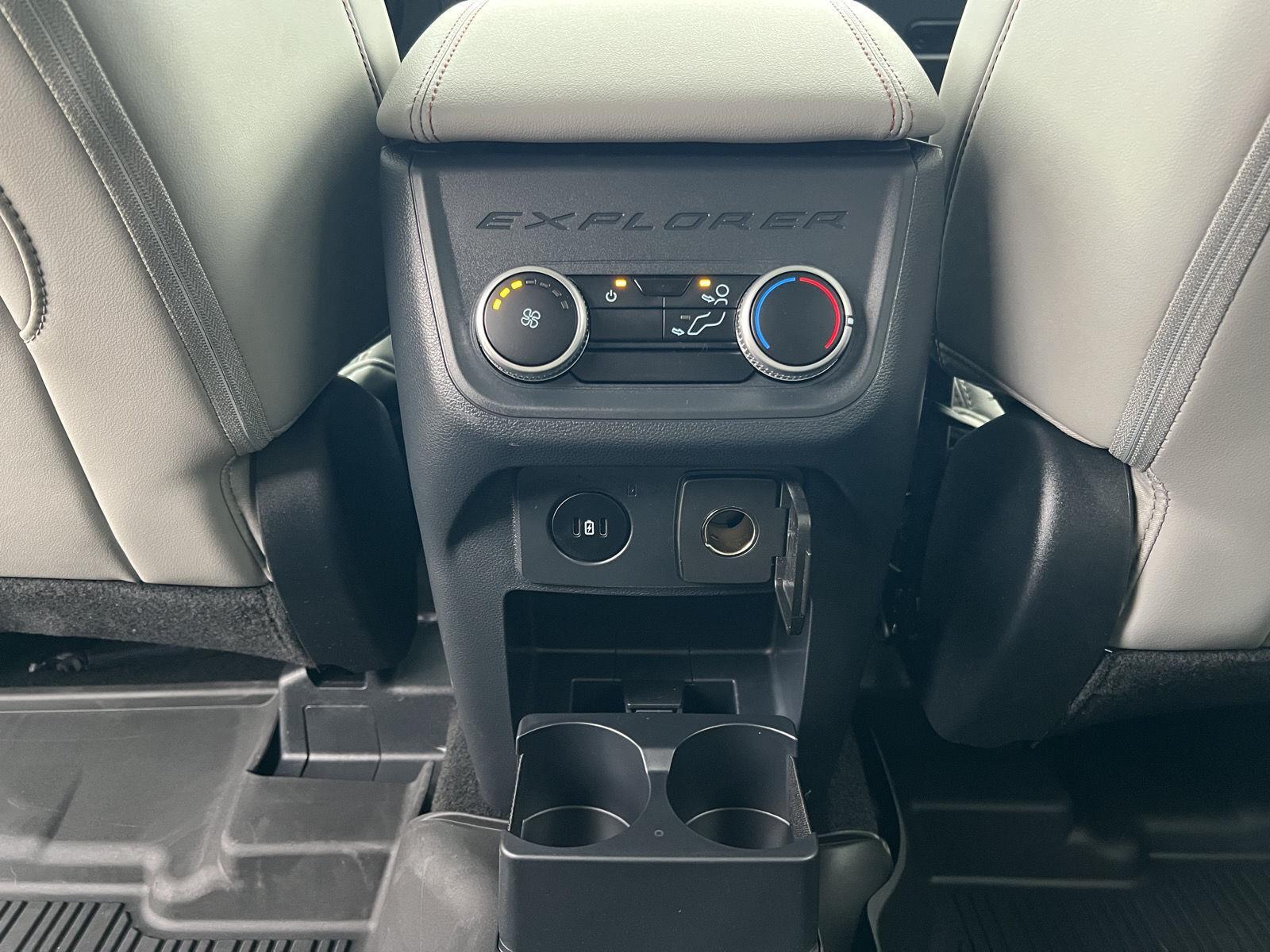 2025 Ford Explorer Active - Photo 41