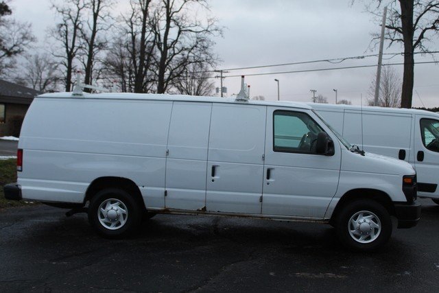 Used 2013 Ford E-Series Econoline Van Commercial with VIN 1FTDS3EL2DDB34409 for sale in Benzonia, MI