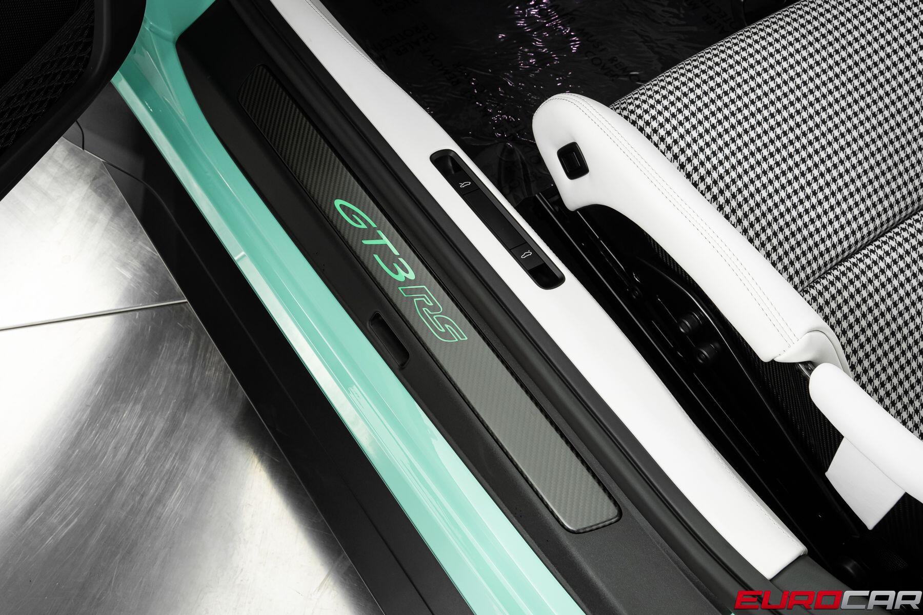 2024 Porsche 911 GT3 RS *WEISSACH PACKAGE * SONDERWUNSCH INTERIOR*Image 52