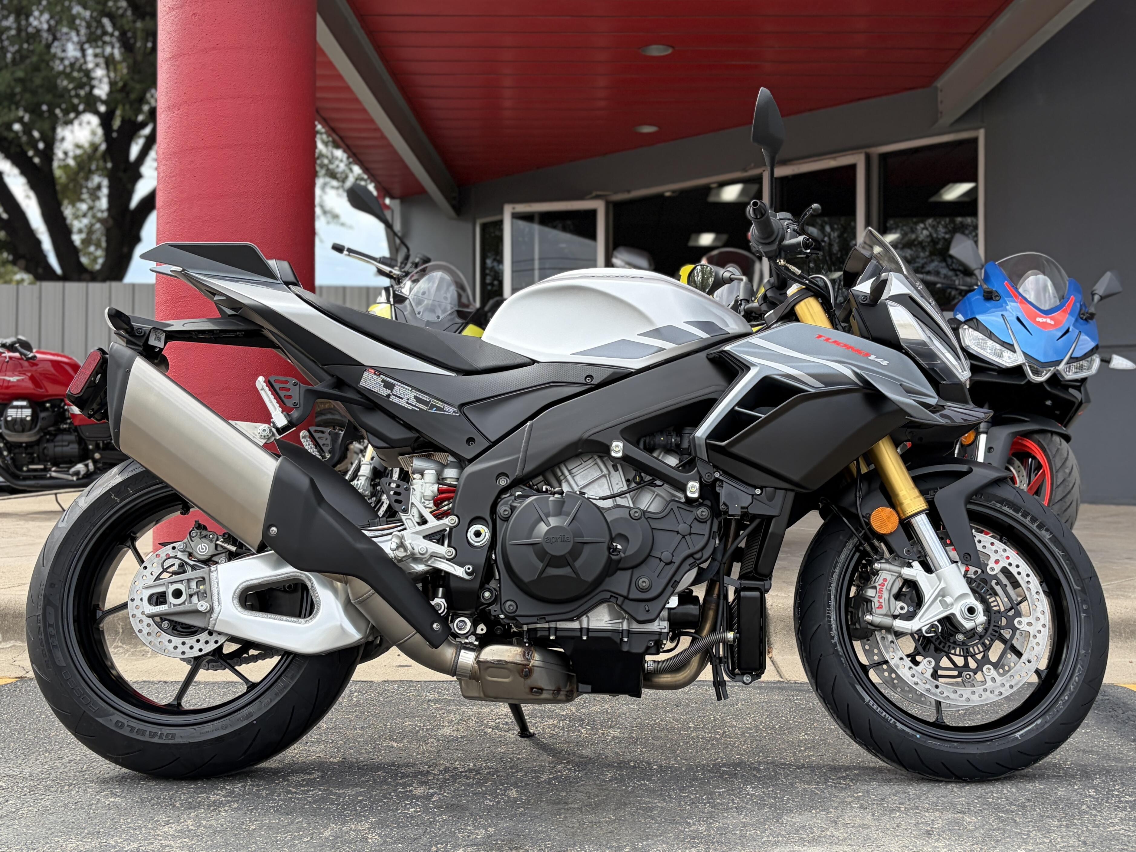 2027 Aprilia Tuono V4