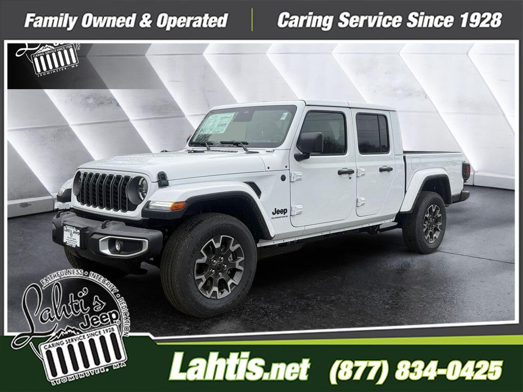 2026 Jeep Gladiator Sahara Auto's photo