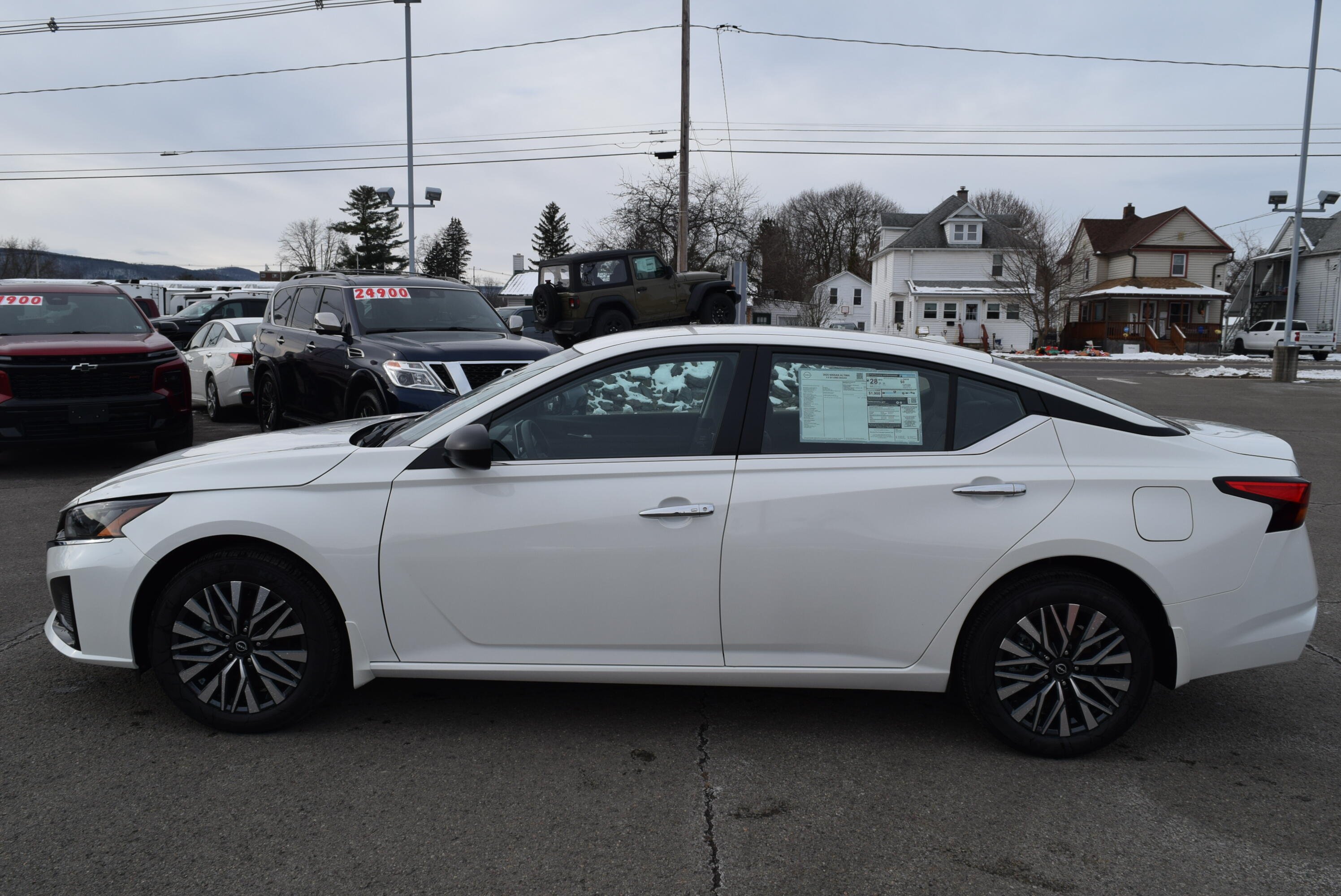 2025 Nissan Altima SV's photo