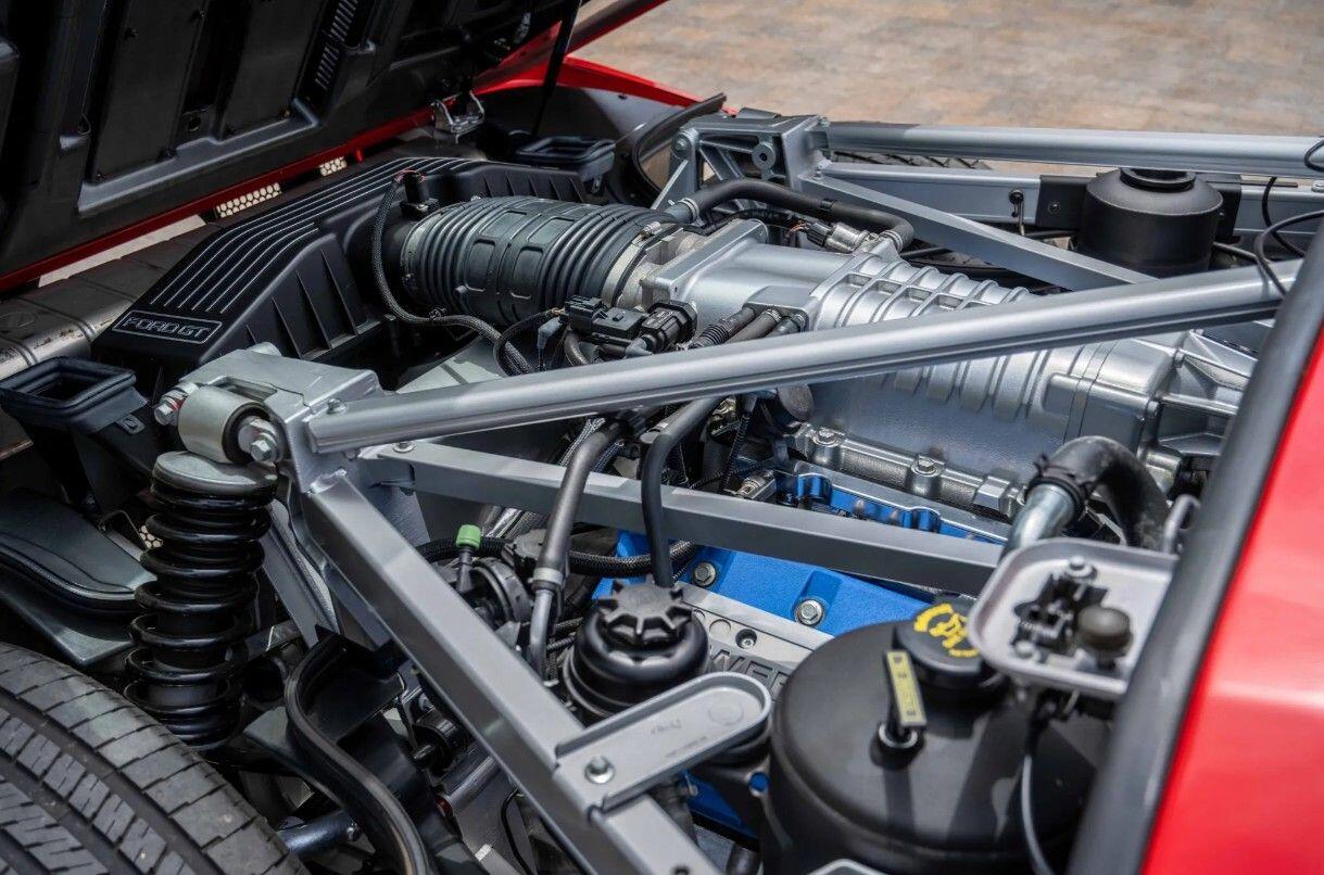 2005 Ford GT Base - Photo 8