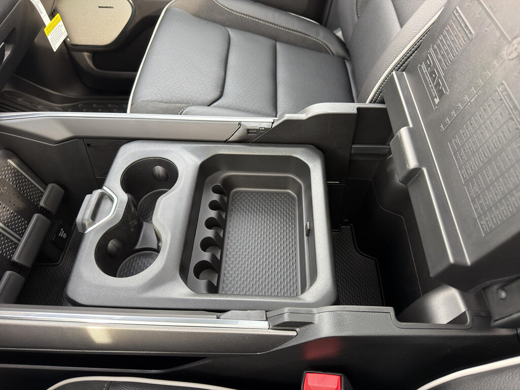 2026 RAM 1500 Laramie - Photo 17