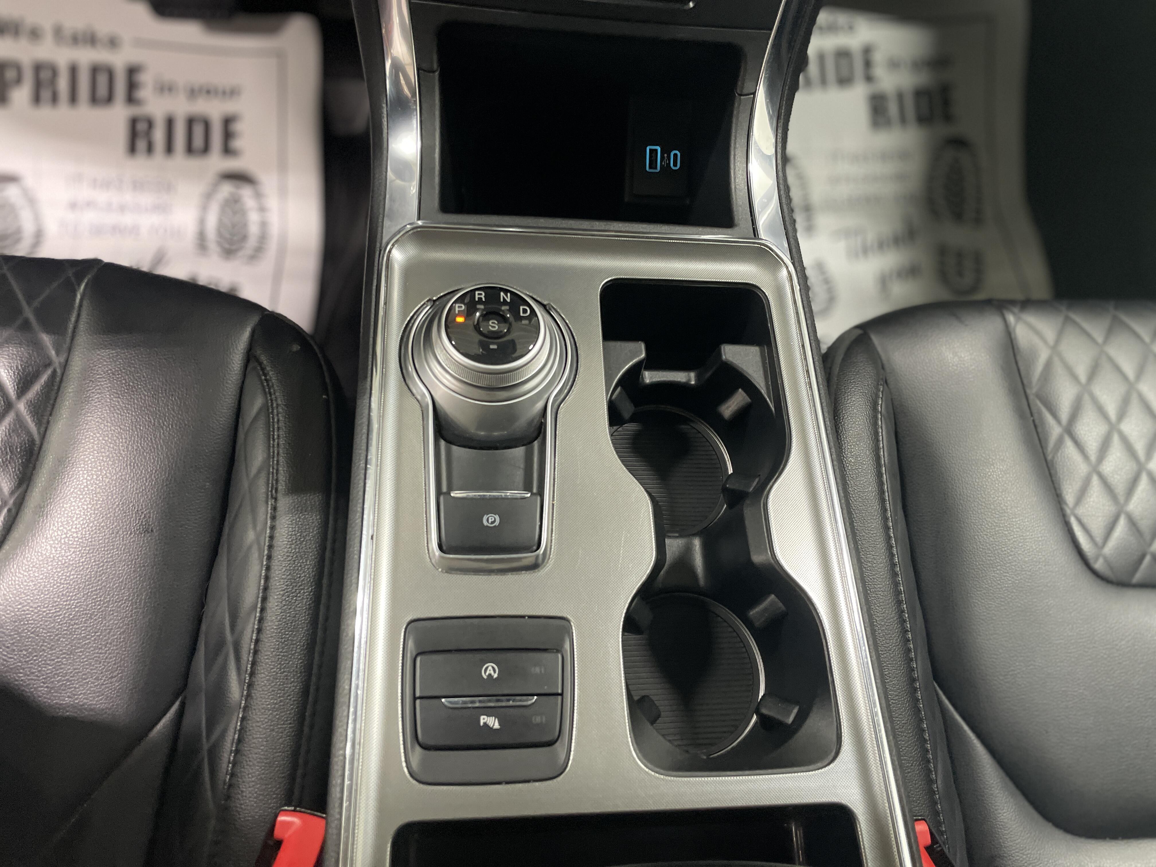 2024 Ford Edge Titanium - Photo 8