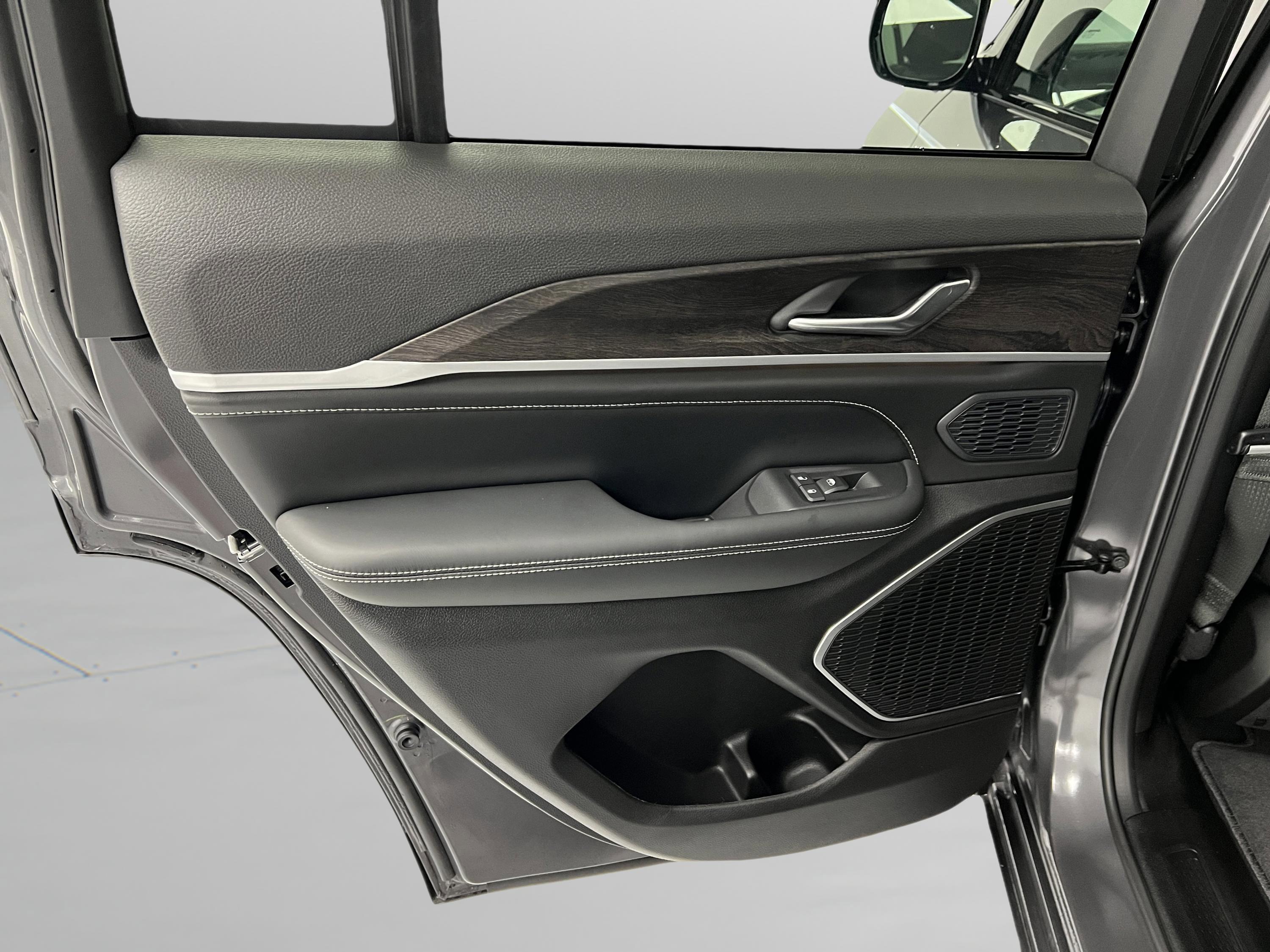2026 Jeep Grand Cherokee Limited Reserve - Photo 31
