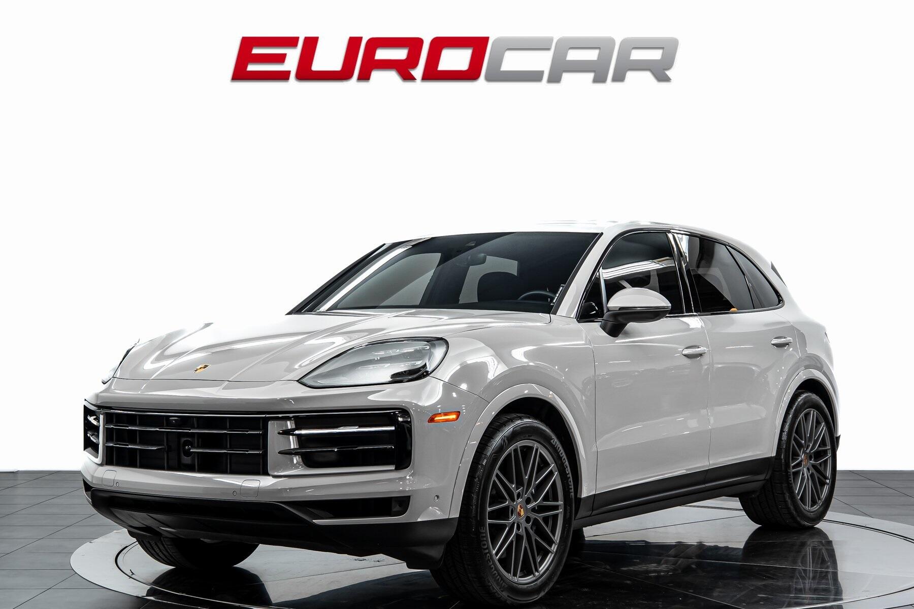 2025 Porsche Cayenne Base