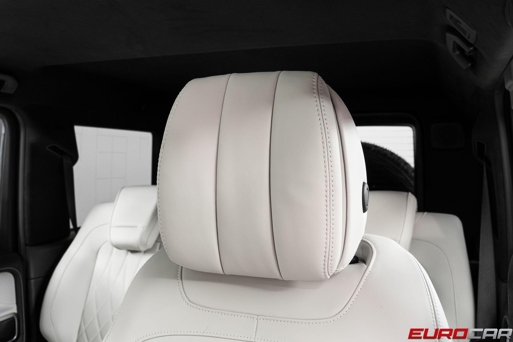 2022 Mercedes-Benz G-Class G 63 AMG 4x4 *AMG NIGHT PACKAGE PLUS * CARBON EXTEImage 44