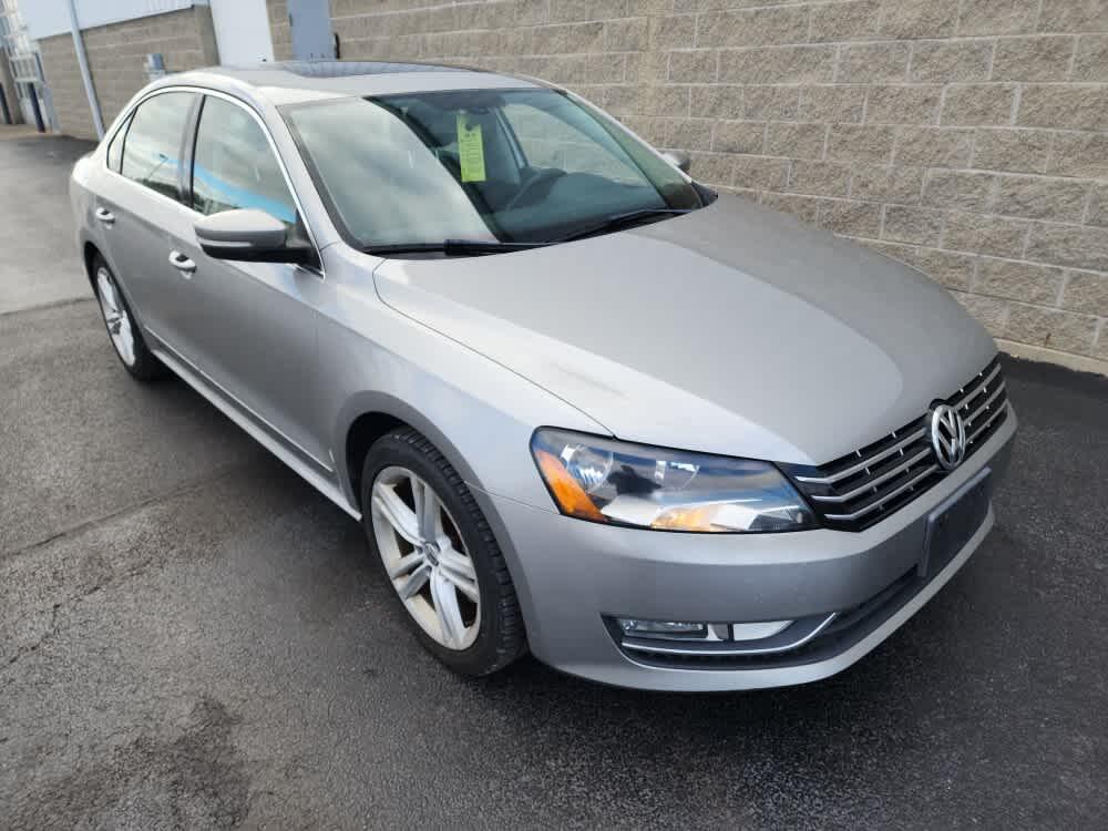 Used 2013 Volkswagen Passat SEL with VIN 1VWCM7A33DC096355 for sale in Wilmington, OH